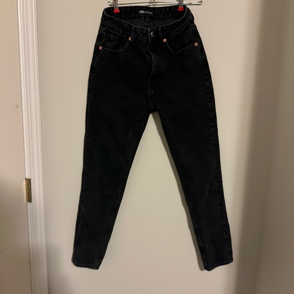 Zara Black Women’s Straight Leg Jeans size 4 gold hardware no flaws very cute - Picture 1 of 4